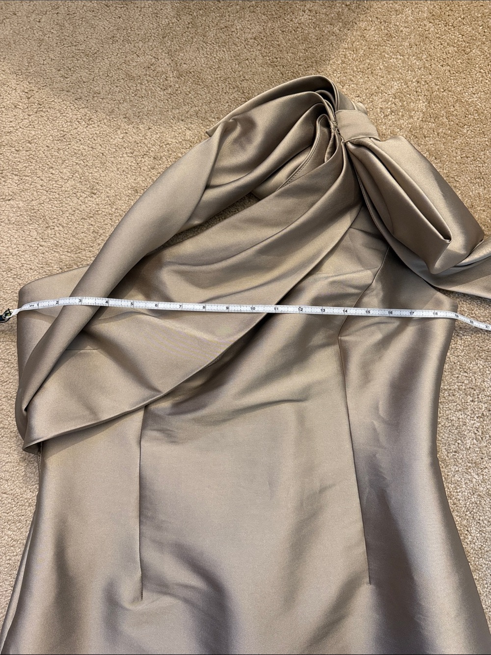 Sachin & Babi Bonnie Gown One-Shoulder Metallic Pewter Gown Bow Size 12 NEW - Picture 10 of 13